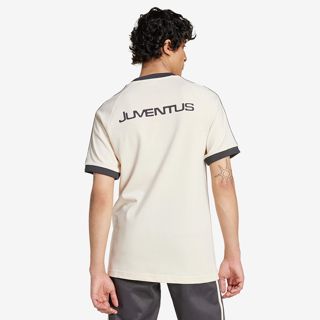 Camisa Casual Adidas Juventus FC 3 Stripes
