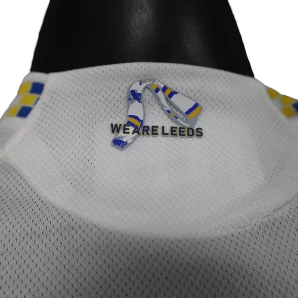 Camisa Leeds 25/26 - Jogador Adidas Masculina - Branca com detalhes em azul e amarelo