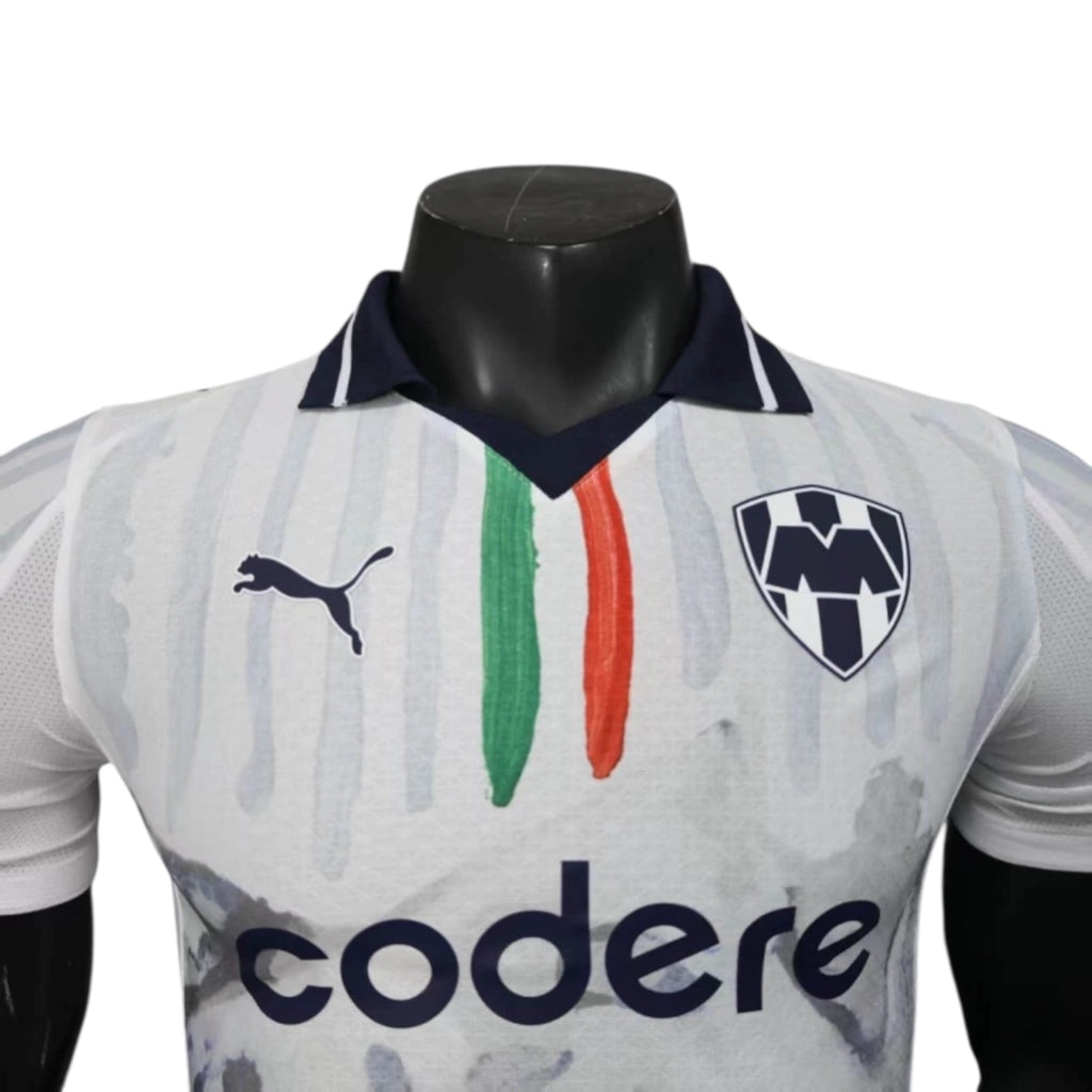 Camisa Monterrey Edição especial Mundial de Clubes II 25/26 - Jogador Puma Masculina - Branca com detalhes em azul
