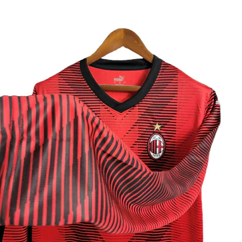 Camisa AC Milan I 23/24 manga longa - Torcedor Puma Masculina - Vermelha e preta