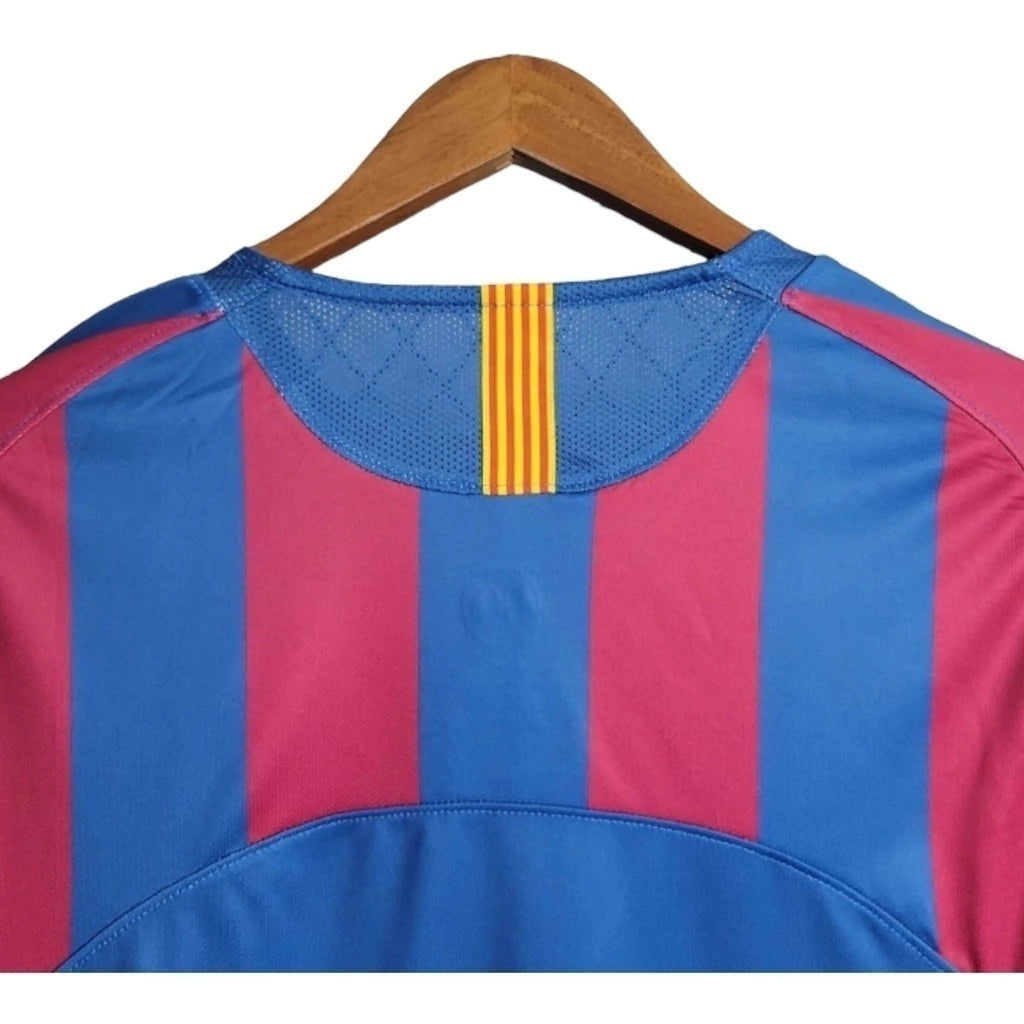 Camisa Retrô Barcelona I 2005/2006 manga longa - Nike Masculina - Vermelha e azul