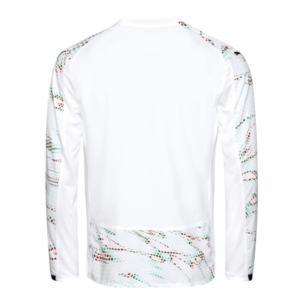Camisa Seleção Portugal II 25/26 manga longa - Torcedor Puma Masculina - Branca com detalhes em verde e vermelho
