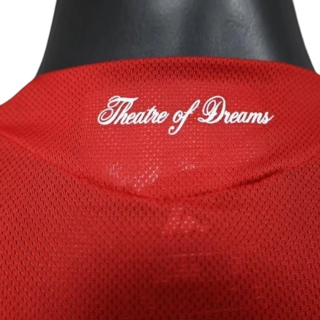 Camisa Manchester United I 25/26 manga longa - Jogador Adidas Masculina - Vermelha com detalhes em preto