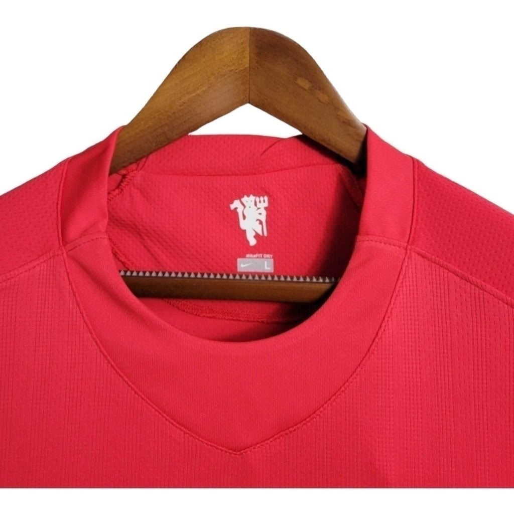 Camisa Retrô Manchester United 2007/2008 manga longa - Masculina Nike - Vermelha com detalhes em branco