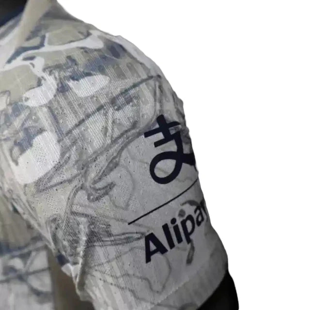 Camisa Tottenham Pré-jogo 25/26 - Jogador Nike Masculina - Branca com detalhes em cinza e azul