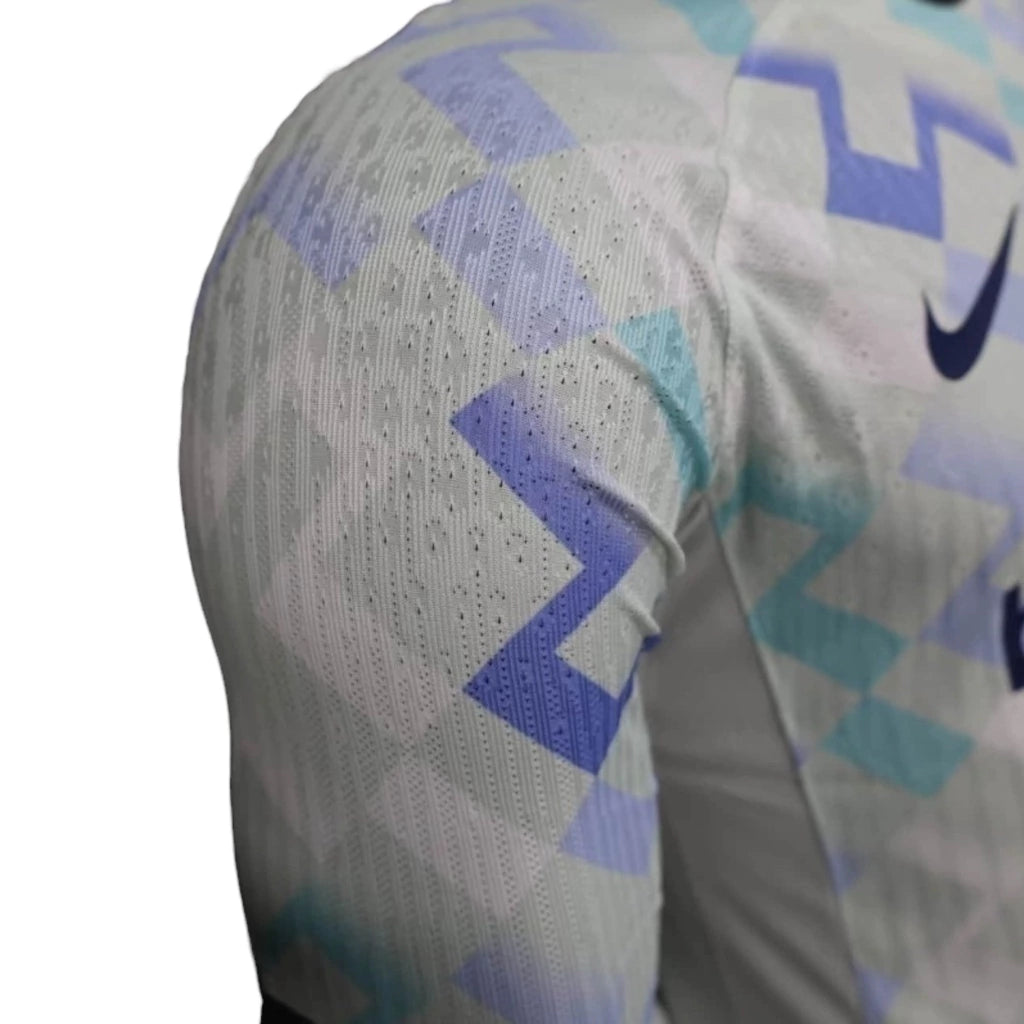 Camisa Inter de Milão II 25/26 manga longa - Jogador Nike Masculina - Branca com detalhes em azul e verde