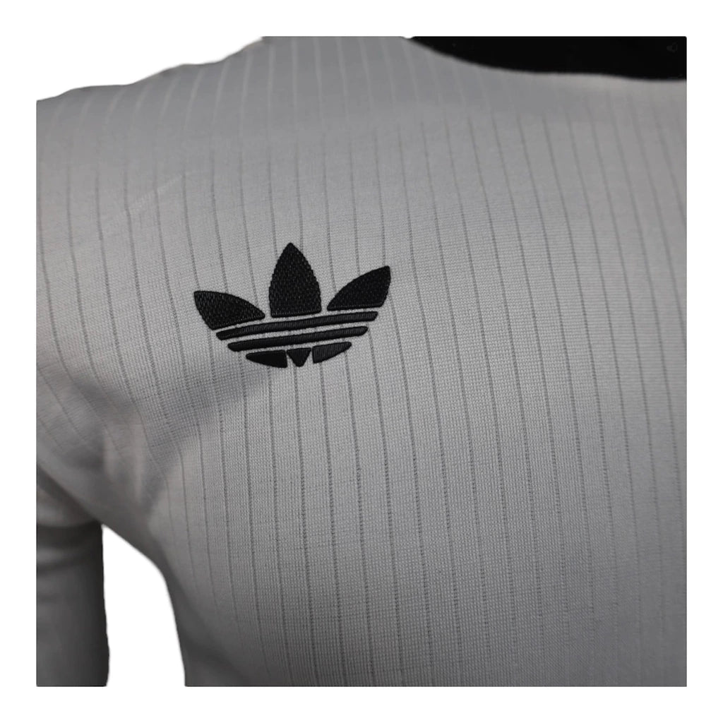 Camisa Seleção Alemanha Edição de Aniversário I 25/26 manga longa - Jogador Adidas Masculina - Branca com detalhes em preto