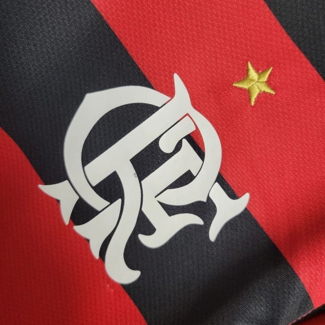Camisa Retrô Flamengo I 2009 manga longa - Nike Masculina - Vermelha e preta com detalhes em branco e dourado