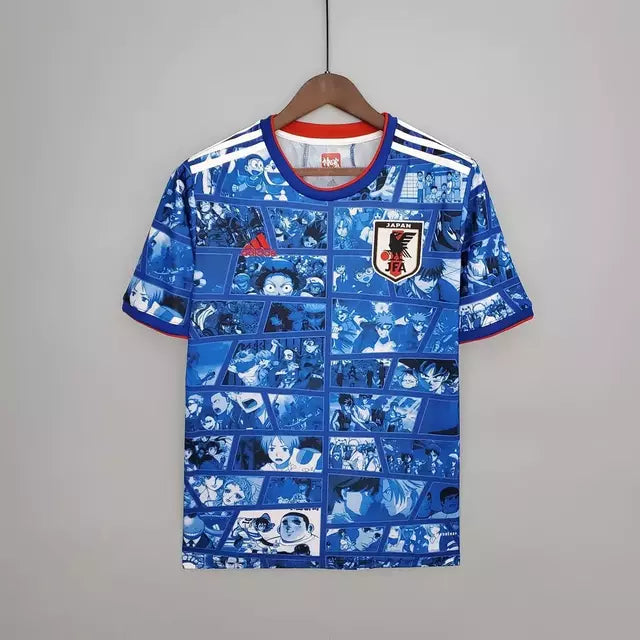 Camisa Japão Edição especial comemorativa 22/23 - Torcedor Adidas Masculina - Azul com detalhes de desenhos em quadrinhos