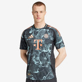Camisa Adidas Bayern de Munique 2024/25 II Authentic