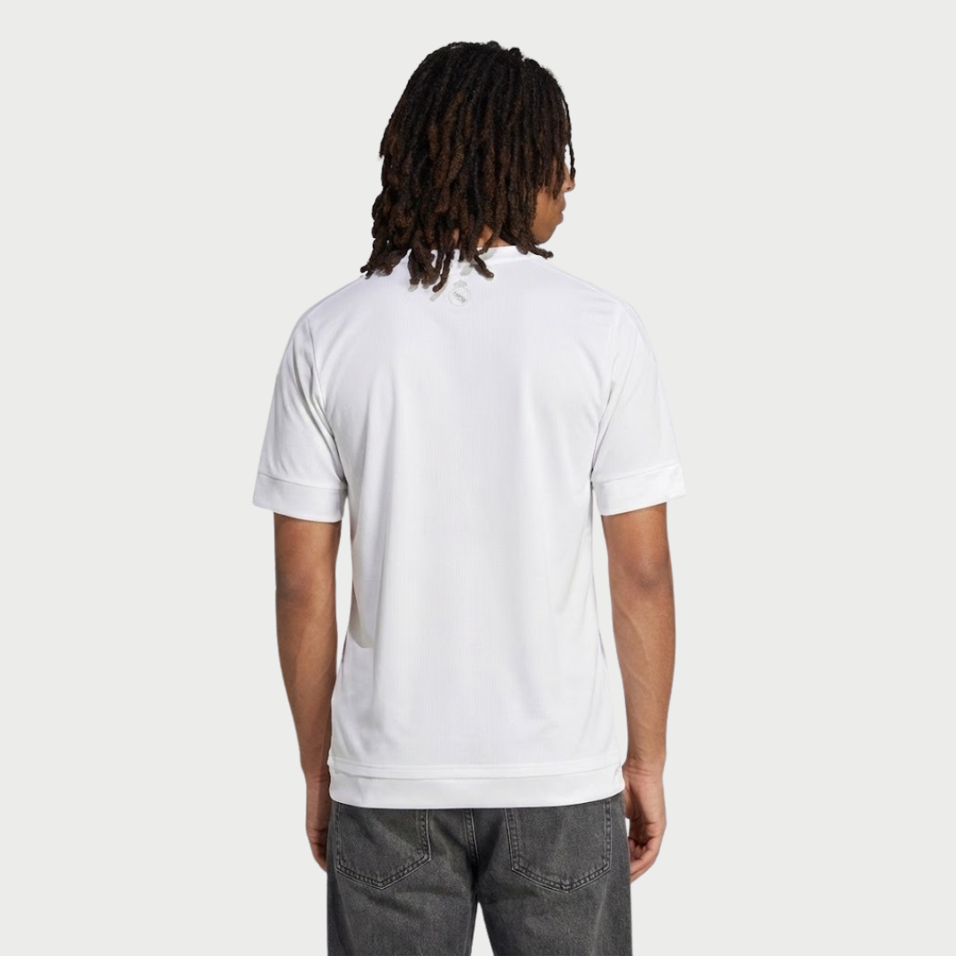 Camisa Retrô Real Madrid 2015/16 I