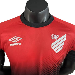 Camisa Atlético Paranaense I 25/26 - Jogador Umbro Masculina - Vermelha e preta