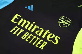Kit Treino adulto - Camisa e Shorts - Arsenal Adidas 23/24 - Preto com detalhes em azul e amarelo