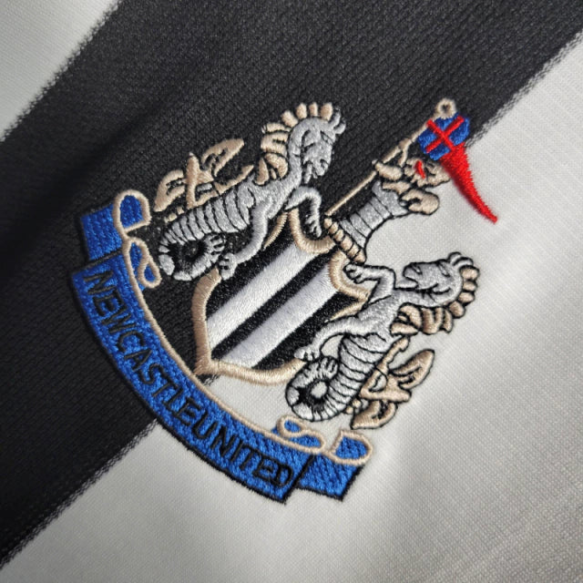 Camisa Retrô Newcastle 1997/1999 manga longa - Masculina Adidas - Branca com listras pretas e detalhes em azul