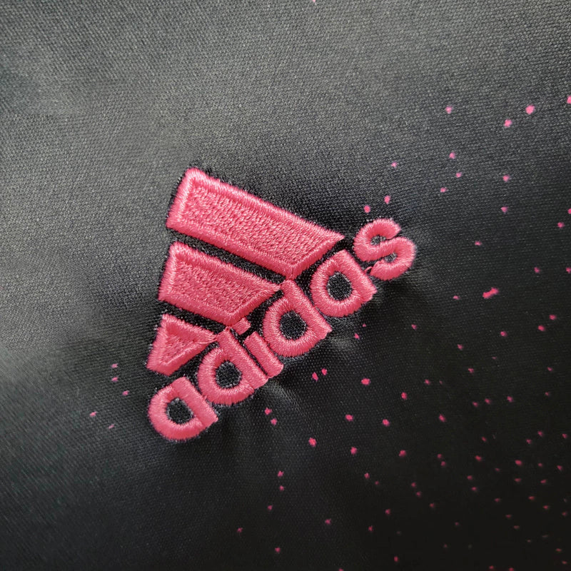 Camisa Flamengo 23/24 manga longa - Torcedor Adidas Masculina - Preta com detalhes em rosa