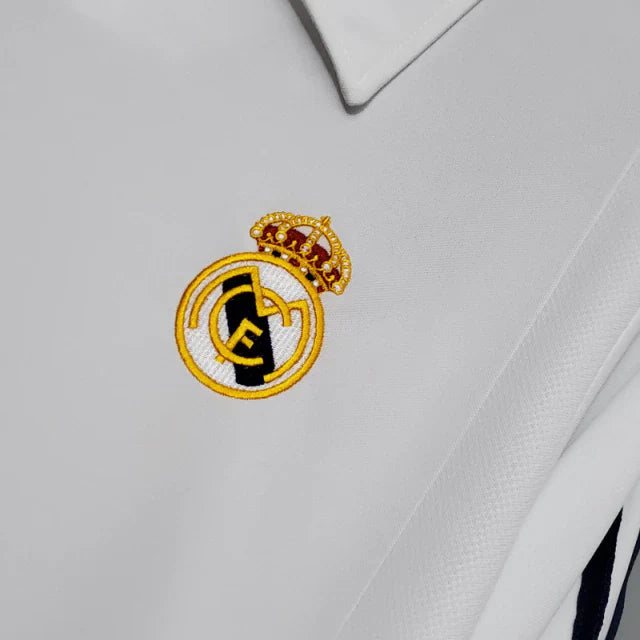 Camisa Retrô Real Madrid I 2002 manga longa - Masculina Adidas - Branca com listras pretas