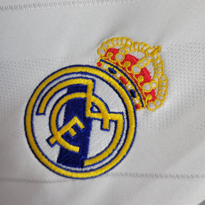 Camisa Retrô Real Madrid I 2017/2018 manga longa - Adidas Masculina - Branca com detalhes em azul