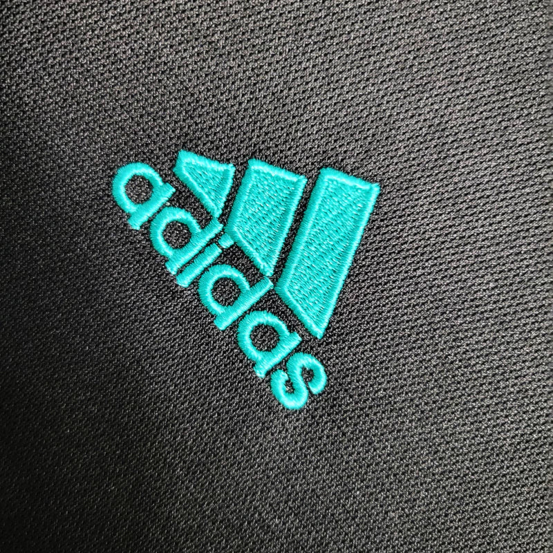 Camisa Retrô Real Madrid I 2017/2018 manga longa - Adidas Masculina - Preta com detalhes em verde