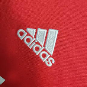 Camisa Retrô Real Madrid II 11/12 manga longa - Masculina Adidas - Vermelha com detalhes em branco