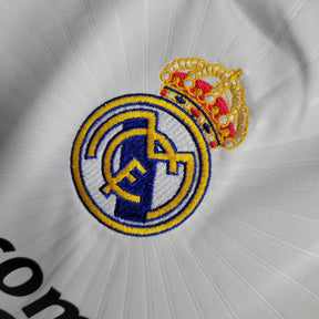 Camisa Retrô Real Madrid I 10/11 manga longa - Masculina Adidas - Branca com detalhes em azul