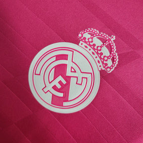 Camisa Retrô Real Madrid II 14/15 manga longa - Masculina Adidas - Rosa com detalhes em branco