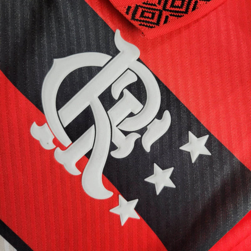 Camisa Retrô Flamengo I 1994/1995 manga longa - Masculina Umbro - Vermelha com listras pretas