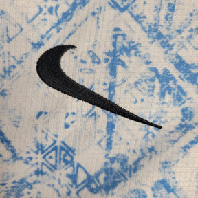 Camisa Seleção de Portugal II 24/25 manga longa - Torcedor Nike Masculina - Branca com detalhes em azul