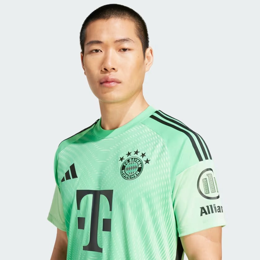 Camisa adidas Bayern de Munique 2025/26 Goleiro