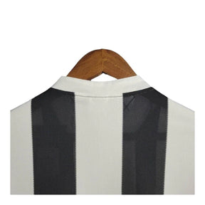 Camisa Retrô Newcastle 1997/1999 manga longa - Masculina Adidas - Branca com listras pretas e detalhes em azul