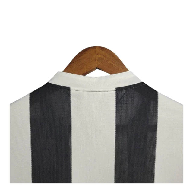 Camisa Retrô Newcastle 1997/1999 manga longa - Masculina Adidas - Branca com listras pretas e detalhes em azul