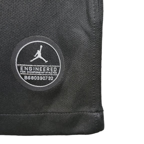 Camisa Retrô Paris Saint German Edição Champions League 2018/2019 manga longa - Masculina Jordan - Preta com detalhes em branco e vermelho