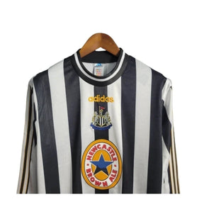 Camisa Retrô Newcastle 1995/1997 manga longa - Adidas Masculina - Preta com listras pretas e detalhes em amarelo