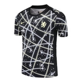 Camisa Chelsea Pré-jogo 25/26 - Torcedor Nike Masculina - Preta com detalhes em amarelo