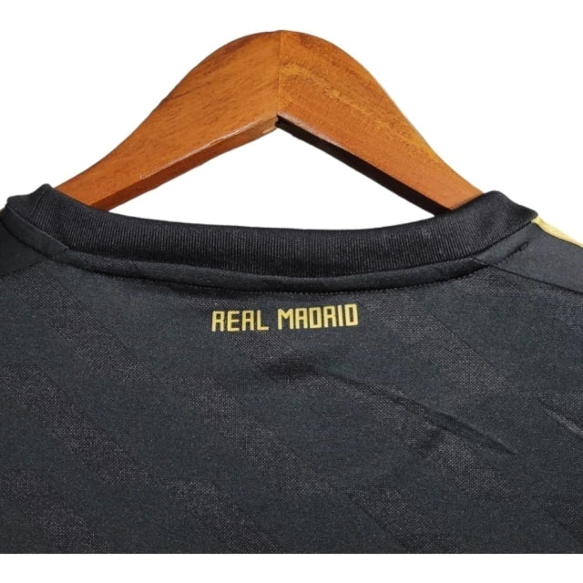 Camisa Retrô Real Madrid II 11/12 manga longa - Masculina Adidas - Preta com detalhes em dourado