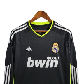 Camisa Retrô Real Madrid II 2010/2011 manga longa - Masculina Adidas - Preta com detalhes em branco e amarelo