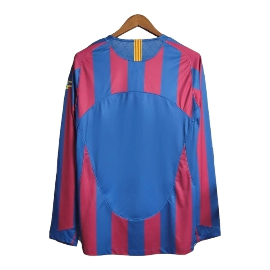 Camisa Retrô Barcelona I 2005/2006 manga longa - Nike Masculina - Vermelha e azul