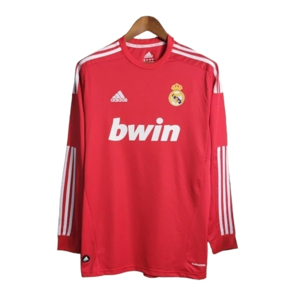 Camisa Retrô Real Madrid II 11/12 manga longa - Masculina Adidas - Vermelha com detalhes em branco