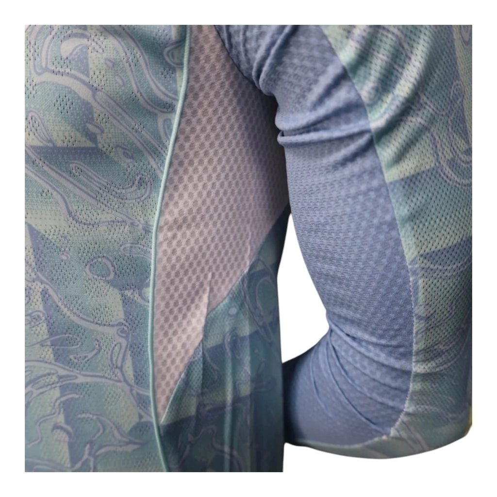 Camisa Juventus II 25/26 manga longa - Jogador Adidas Masculina - Azul com detalhes em branco e amarelo