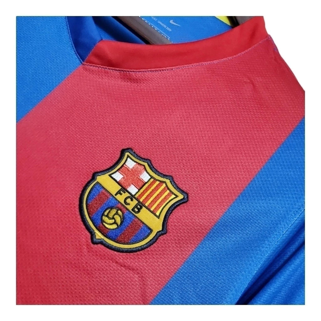 Camisa Retrô Barcelona I 06/07 manga longa - Masculina Nike - Azul e vermelha