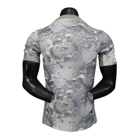 Camisa Tottenham Pré-jogo 25/26 - Jogador Nike Masculina - Branca com detalhes em cinza e azul