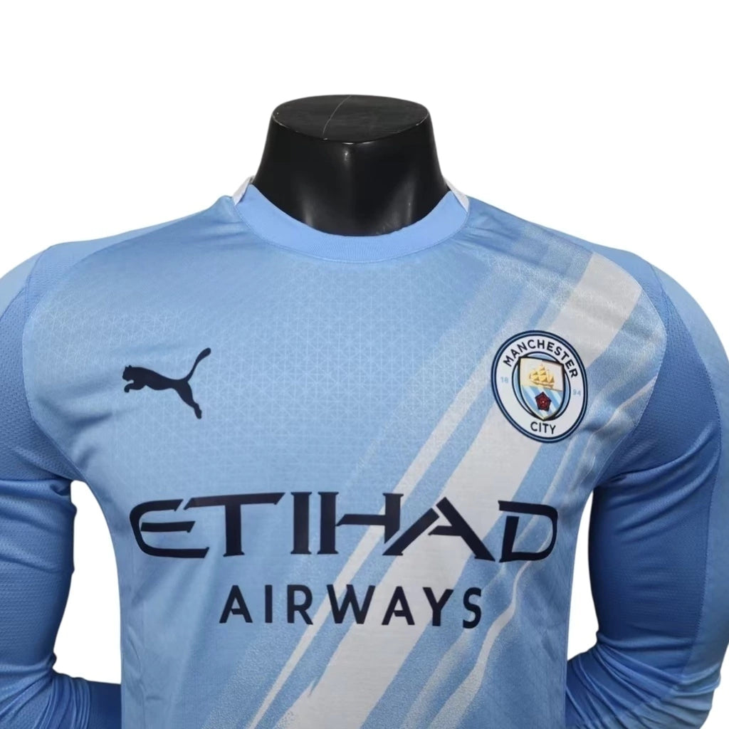 Camisa Manchester City I 25/26 manga longa - Jogador Puma Masculina - Azul com detalhes em branco
