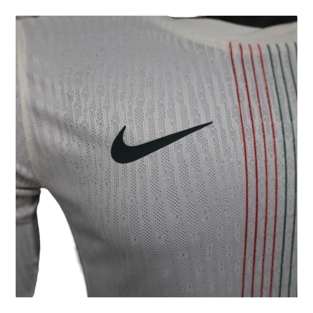 Camisa Chelsea II 25/26 manga longa - Jogador Nike Masculina - Branca com detalhes em azul e vermelho